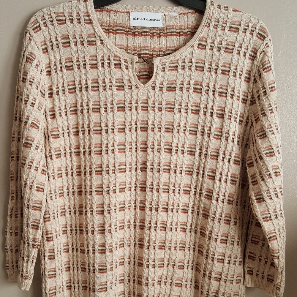 Ladies sweater